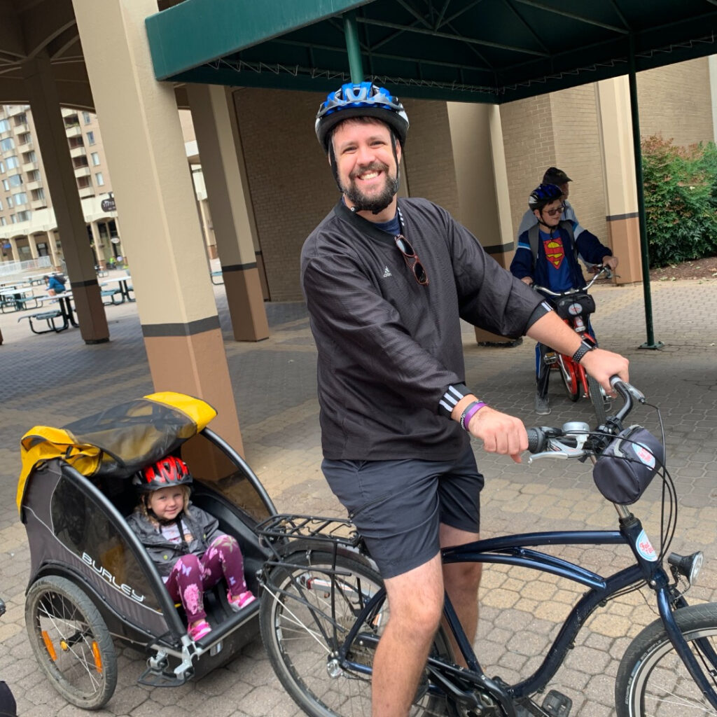 trailer, city bike tours for families