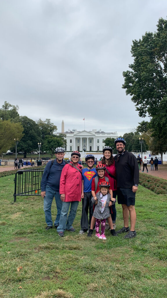 White House city bike tour with family