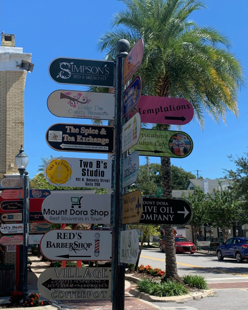 Sign post, things to do in Mount Dora