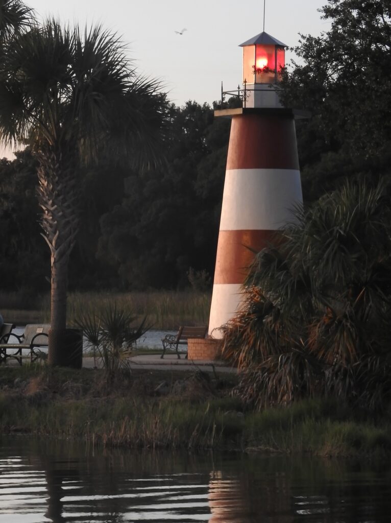 things to do in Mount Dora, lighthouse