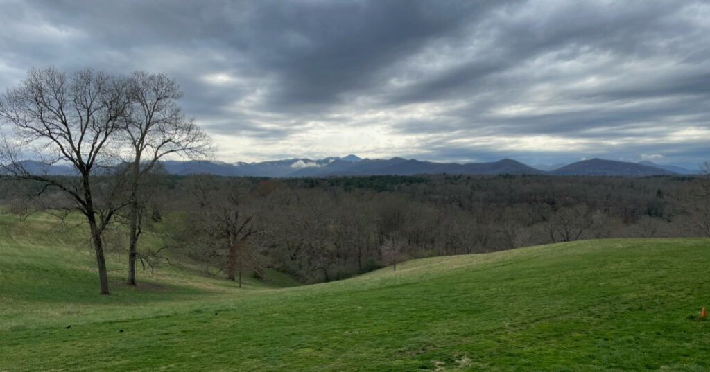 family weekend getaways in Asheville, mountain view clouds