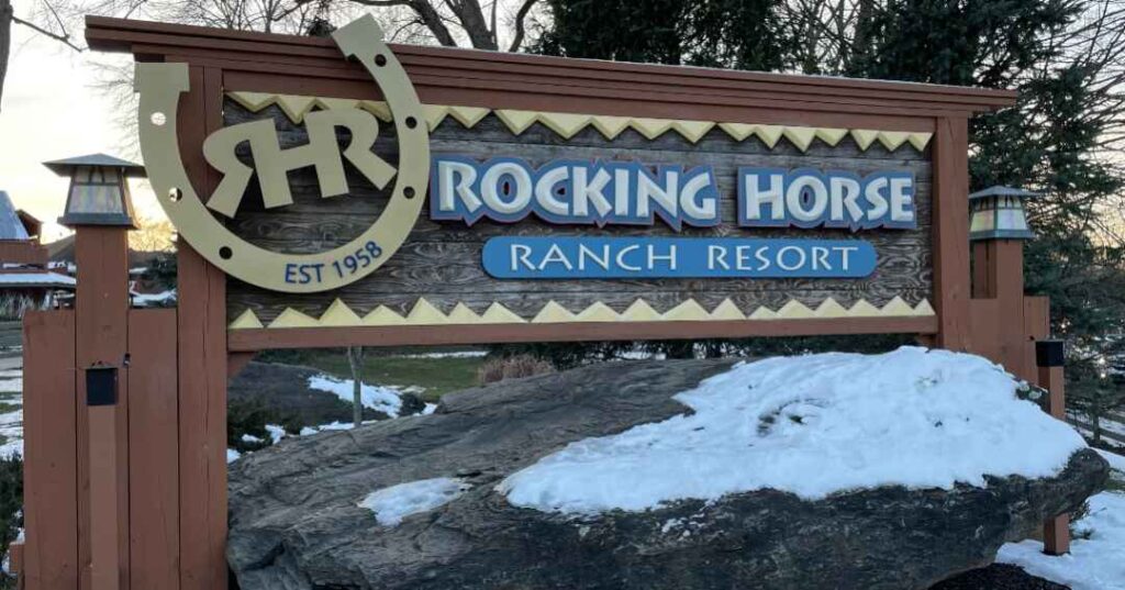 Rocking Horse Ranch Resort, sign